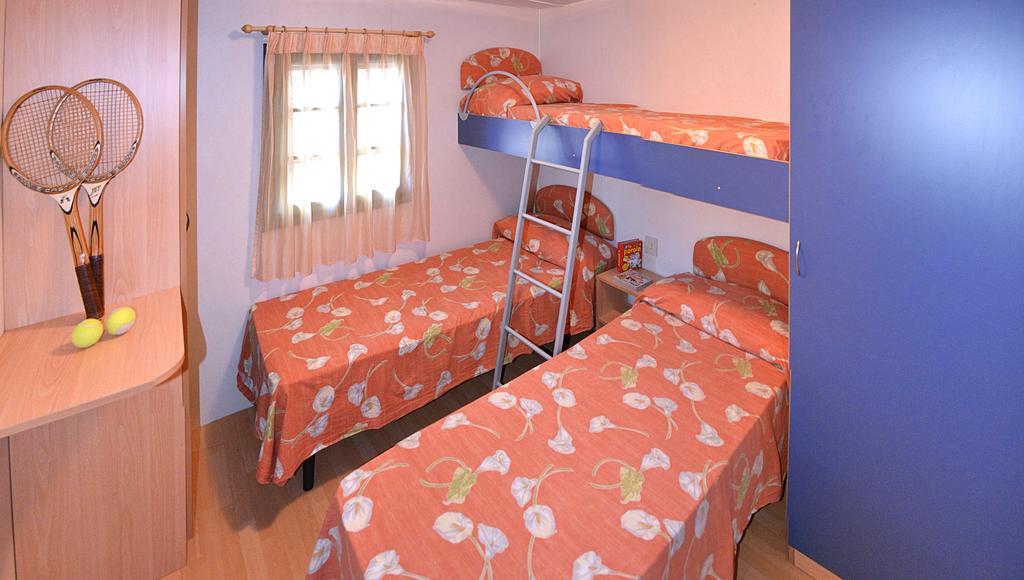 Camping Village Mar Y Sierra San Costanzo