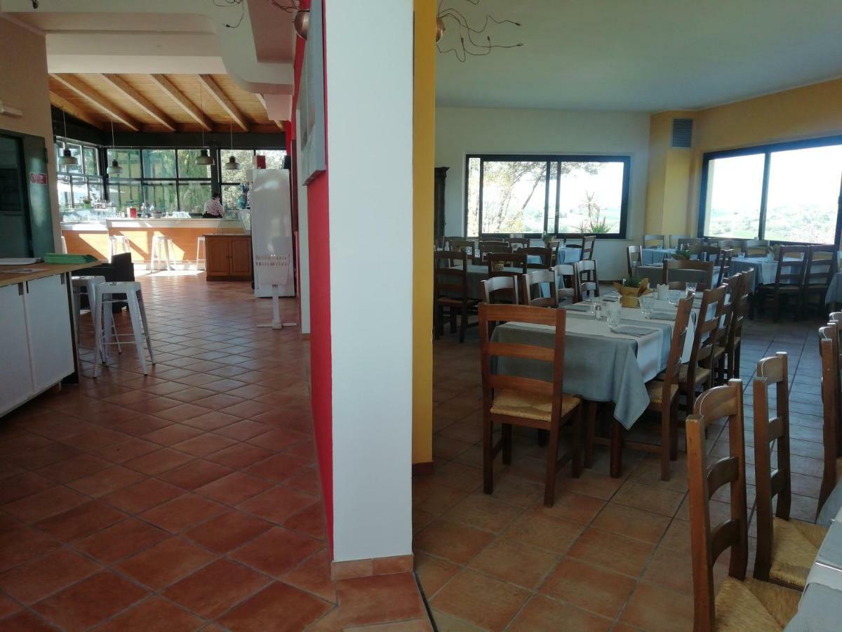 Camping Village Mar Y Sierra San Costanzo