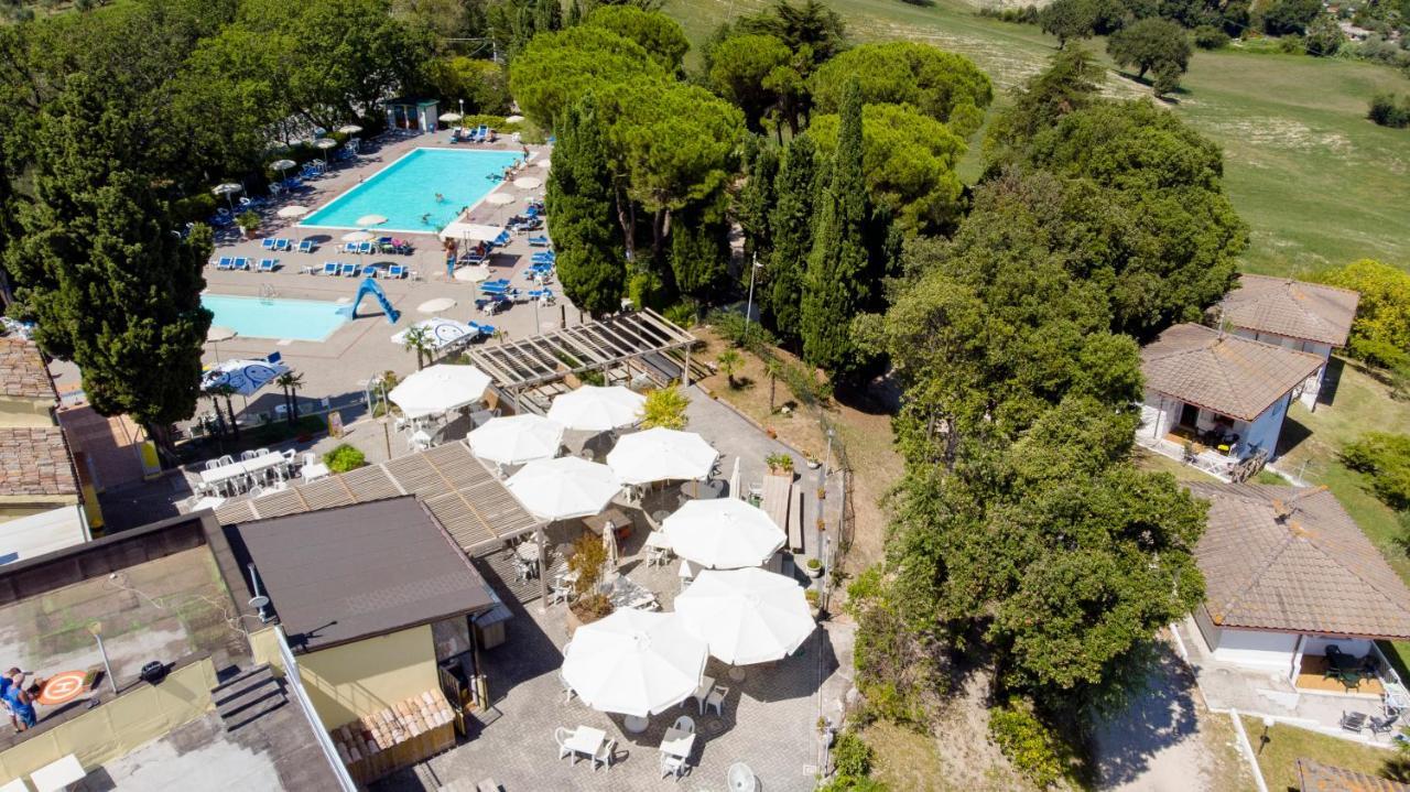 Camping Village Mar Y Sierra San Costanzo
